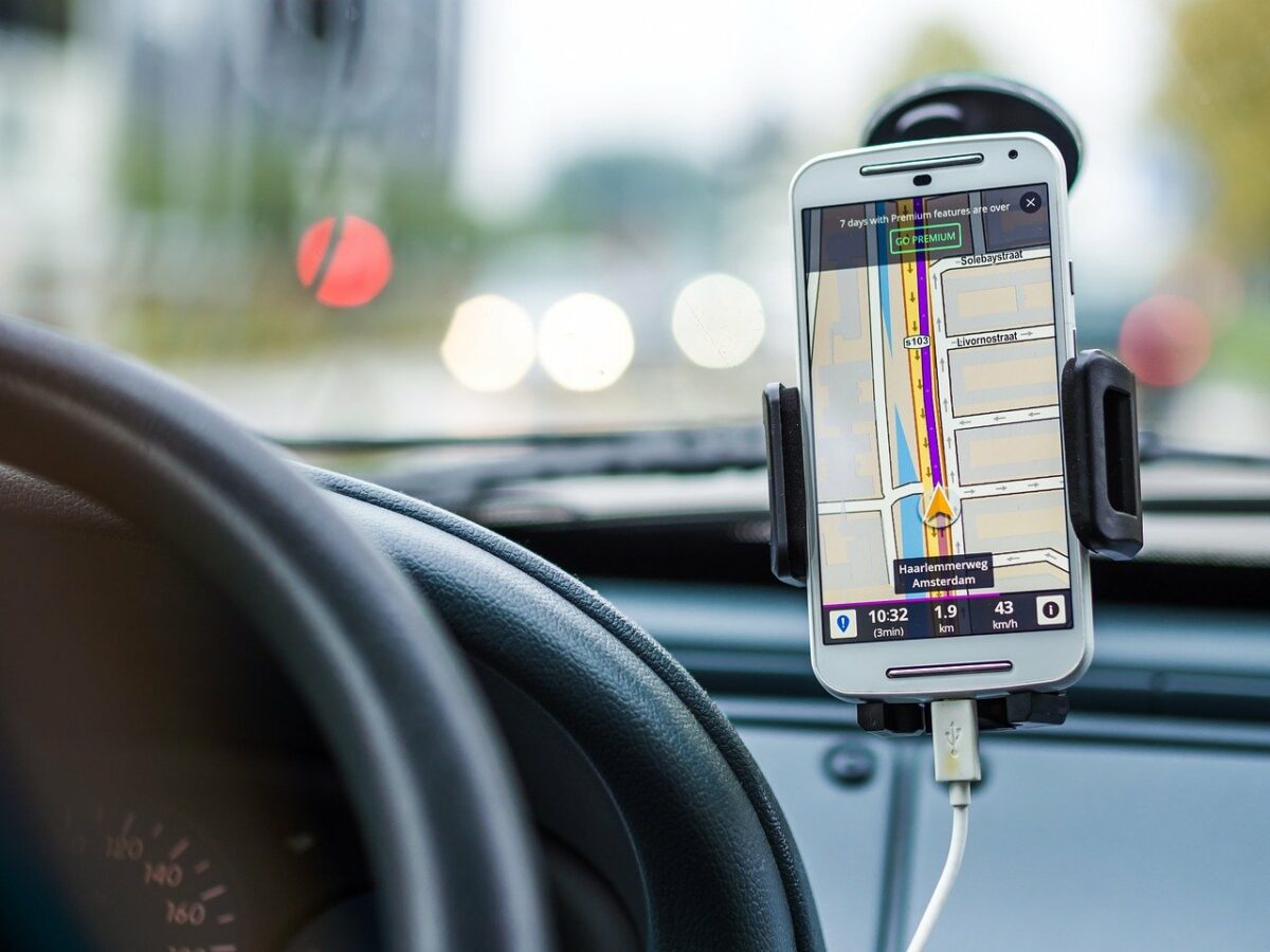 Найкращі програми GPS для мобільних телефонів